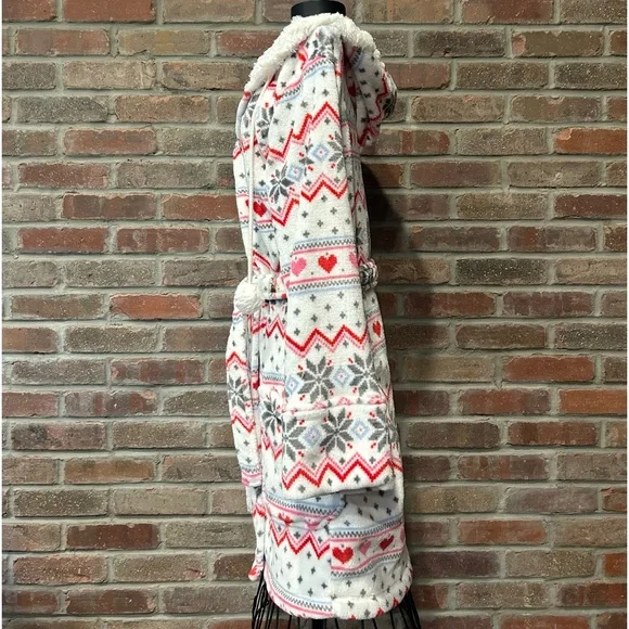 NWOT Luxurious P.J. Salvage Robe, Belted, Incredibly Soft, Size S. - Picture 4 of 9